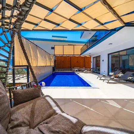 Hueltun - Kalkan Vila *