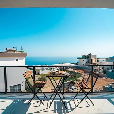 Hueltun - Kalkan Vila *