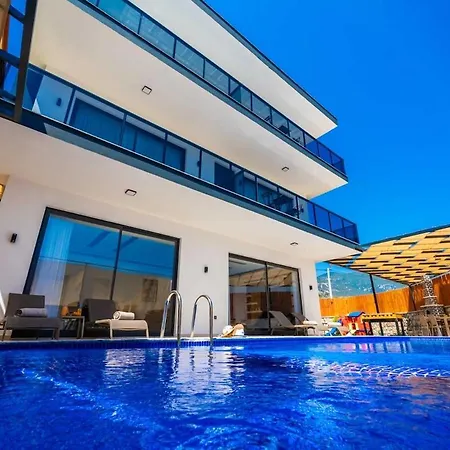 Hueltun - Kalkan Vila *