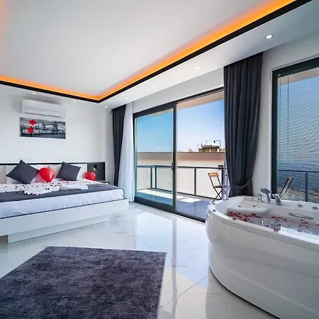 Hueltun - Kalkan Villa